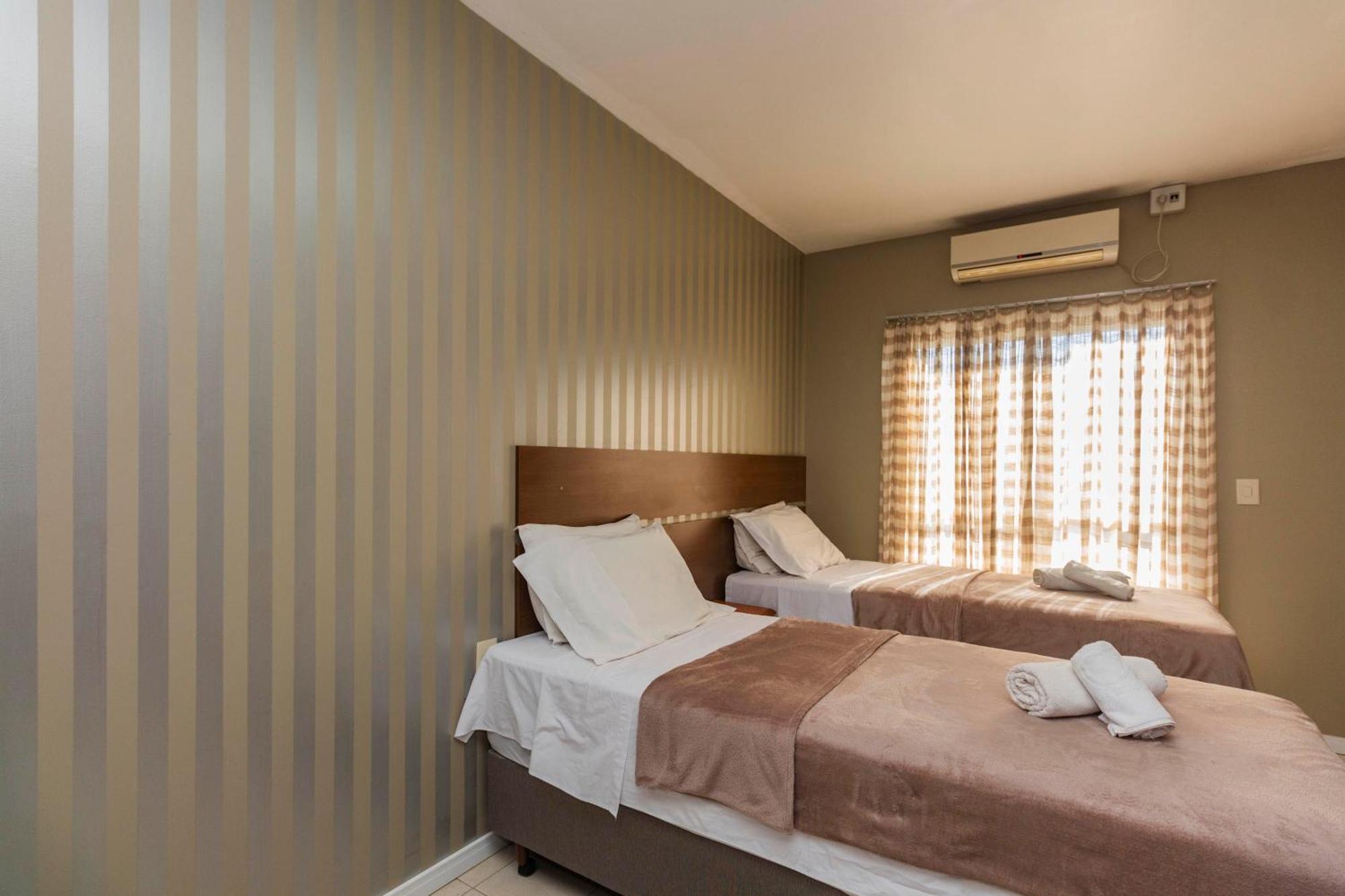 Hotel Morada Del Este Canoas  Buitenkant foto